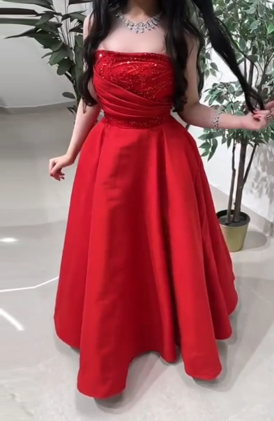 فستان سهرة احمر للمناسبات فخم جدا