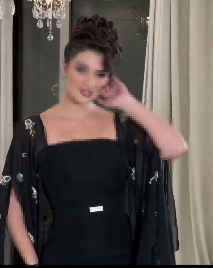 فستان سهرة جذاب باللون الأسود يجنن اجمل فساتين السعودية